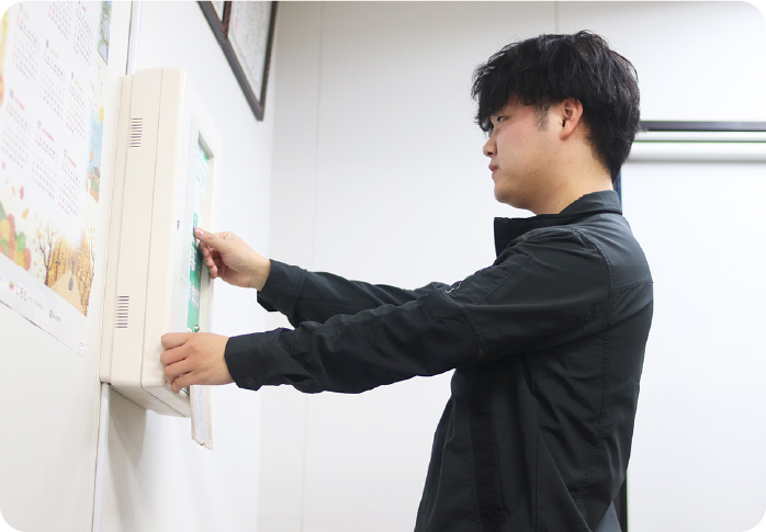 先輩社員の声03